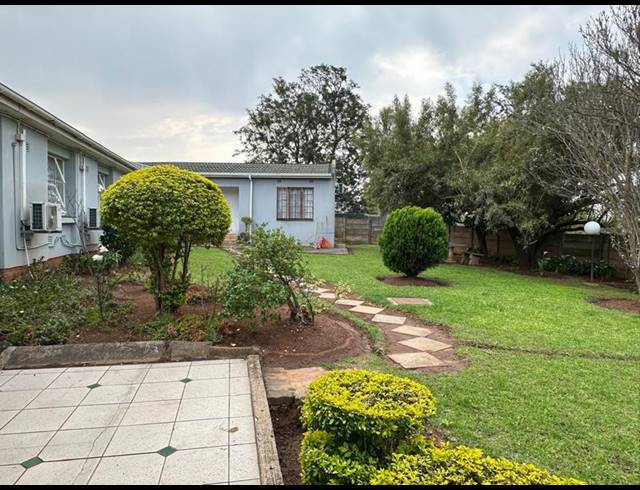 11 BEDROOM HOUSE FOR SALE IN FORT GALE